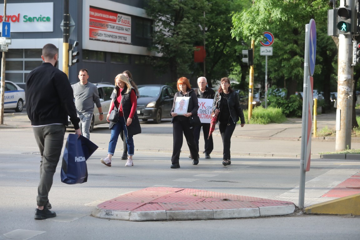 <p>Протест в памет на Ани и Явор на столичния бул. &bdquo;Сливница&ldquo;</p>