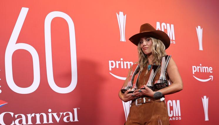 къннтр - Кой обра наградите на Академията за кънтри музика?