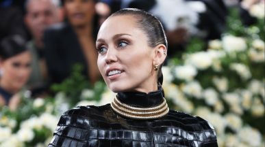 Miley Cyrus пусна официално новия си сингъл „More To Lose“