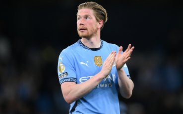 Де Бройне е на крачка от Наполи, адвокатите му уреждат договора