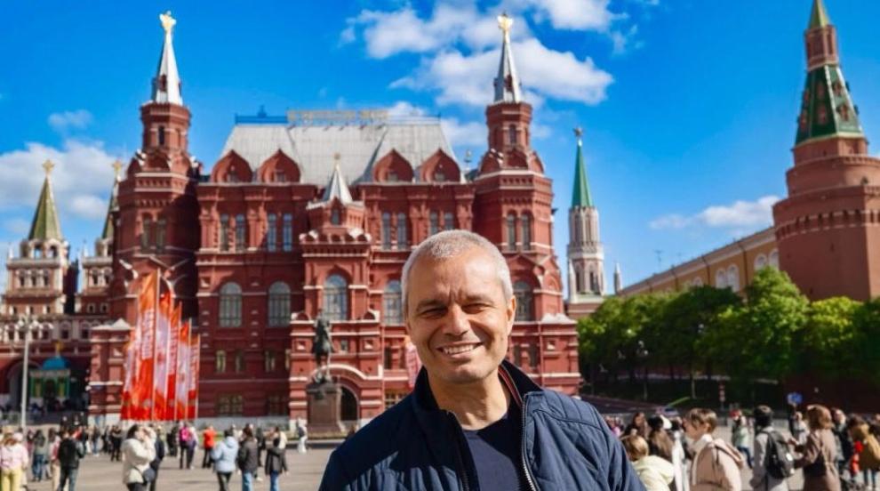 „Нещо, което пожелавам на всеки“: Костадинов сподели снимки от парада на Червения площад в Москва