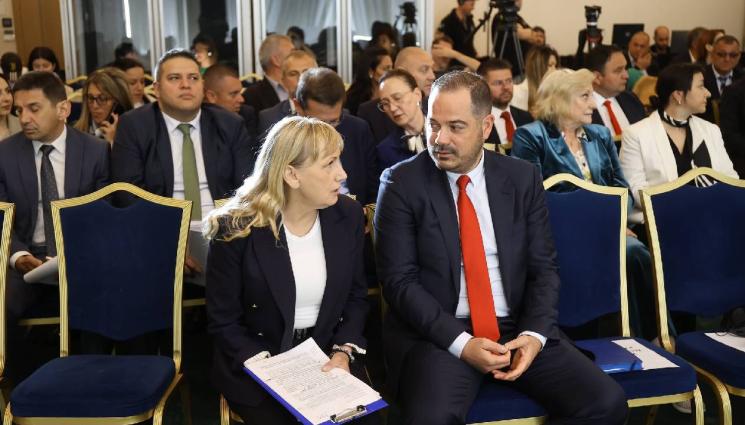 Елена Йончева - ДО КРАЯ НА 2026-ТА: 100% умна граница ще спира нелегалните мигранти!