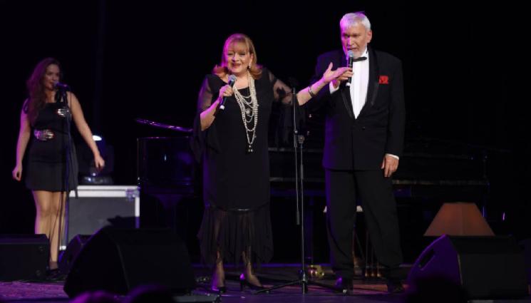 Богдана Карадочева и Стефан Димитров - ТАКЪВ Е ЖИВОТЪТ: Стефан Димитров събира приятели за концерт