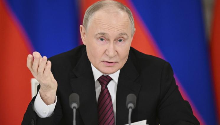 Владимир Путин - Путин зове на мир, докато бомбите падат над Киев!