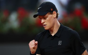 Стана ясно защо Яник Синер играе с черен екип
