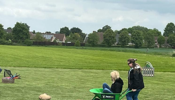 селско стопанство - Агро Телеграф: Европейците си искат фермите и селата