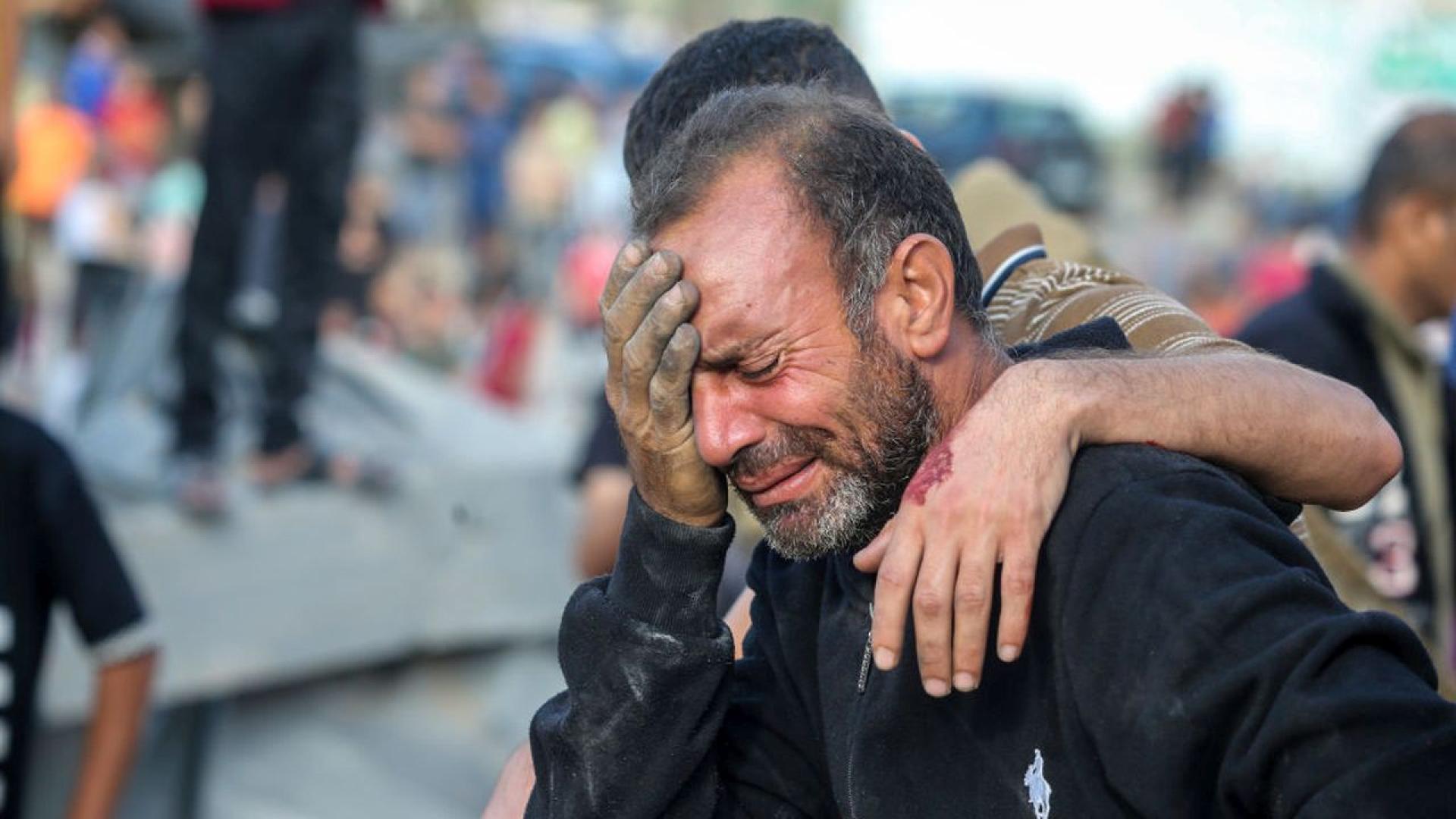 Войната в Газа продължава въпреки призивите на глобални хуманитарни организации