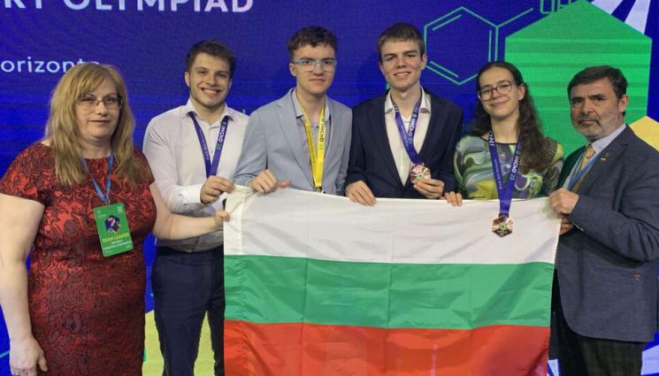 Сдружението на олимпийските отбори по природни науки - ГОРДОСТ: Наши ученици с медали от международната Менделеевска олимпиада!