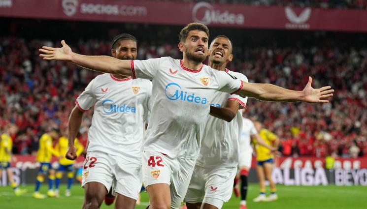 Севиля - Севиля надви Лас Палмас и прекъсна серията си от осем мача без победа в Ла Лига