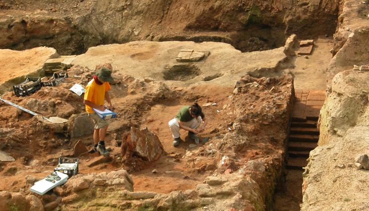 археология - Откриха конник без глава в Хераклея Синтика (ВИДЕО)