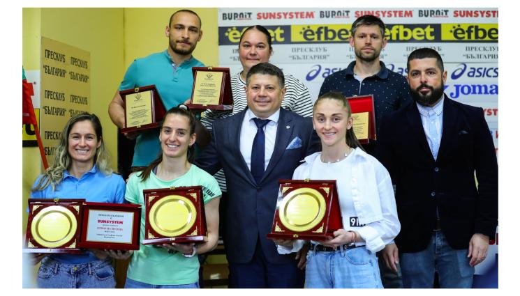 Сестри Стоеви отбор на месеца - Почетни плакети за евросестрите