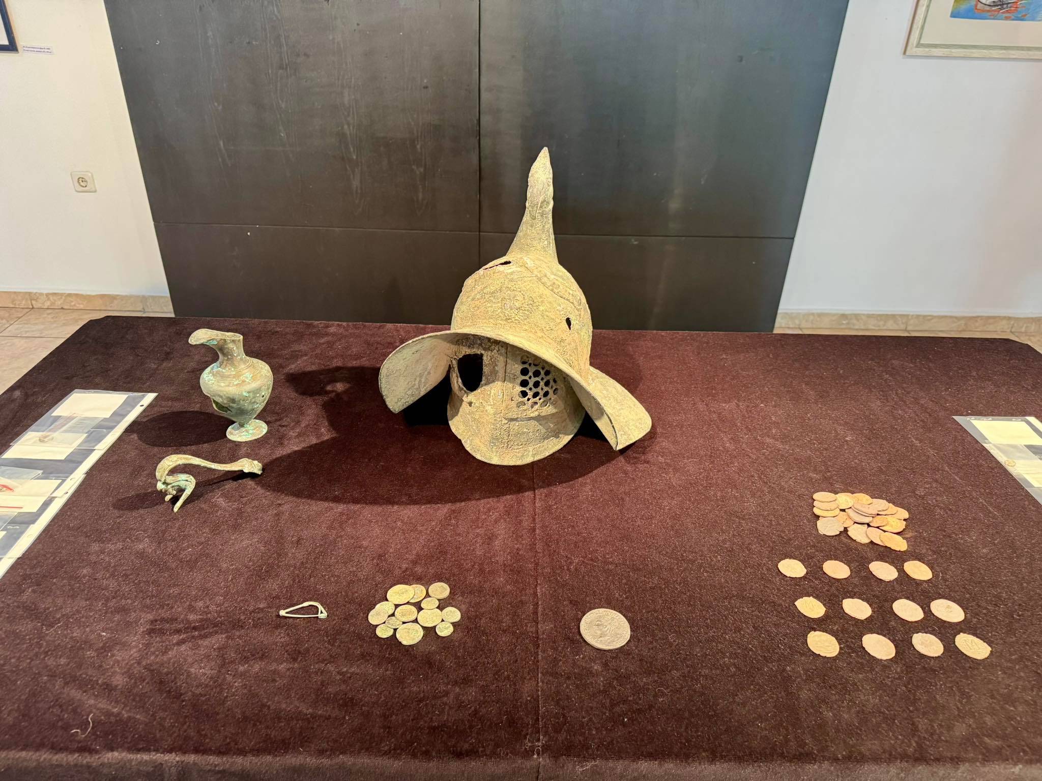 гладиаторски шлем