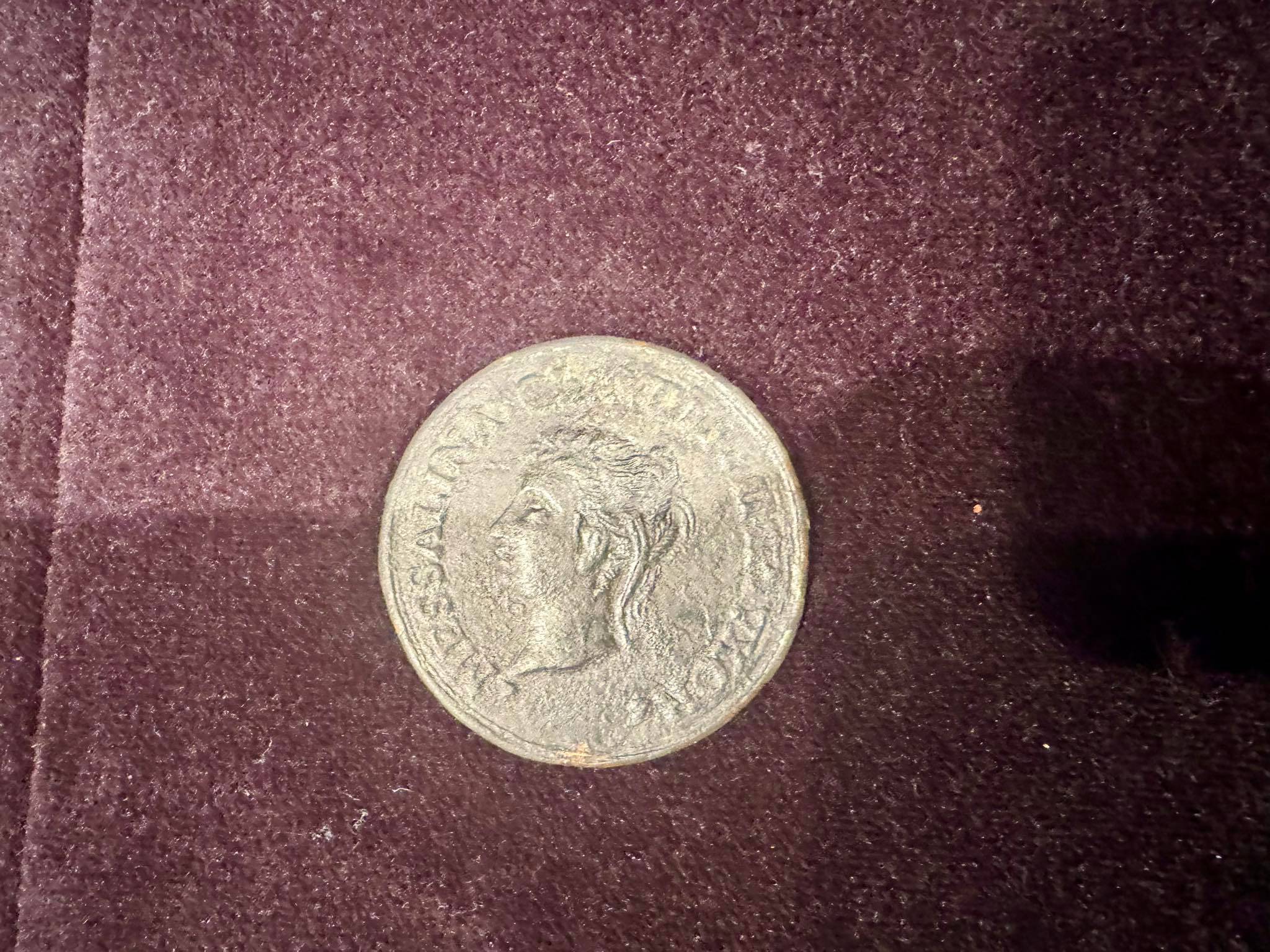 гладиаторски шлем