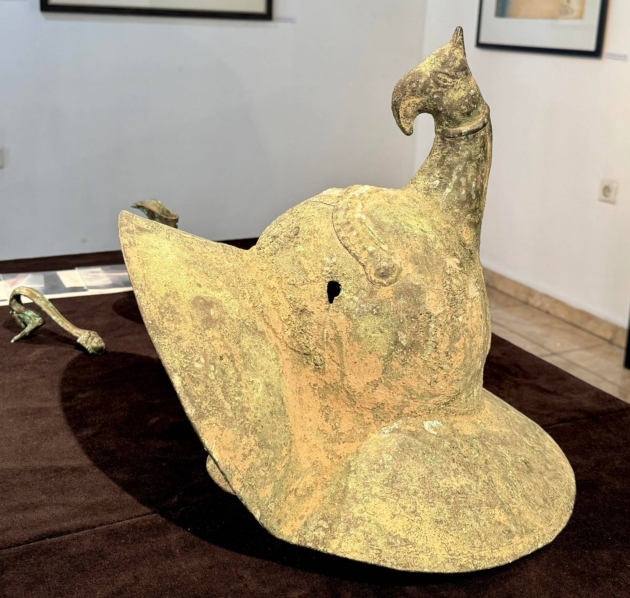 гладиаторски шлем