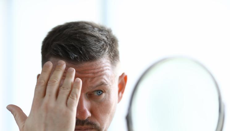 мъж огледало - ВНИМАВАЙТЕ: Психопатите са по-привлекателни!