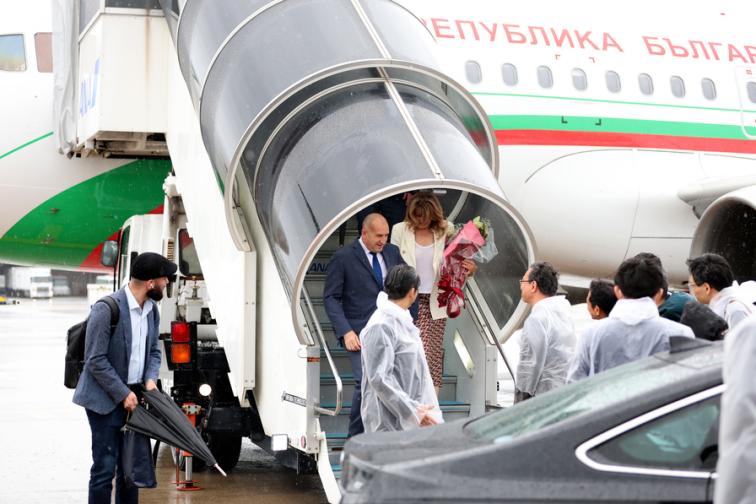 Радев Япония