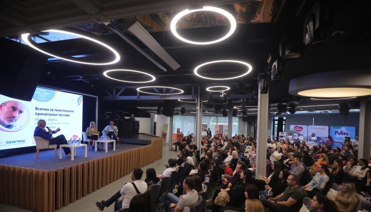 Ohnamama - ЗА ВРЪЗКАТА РОДИТЕЛ-ДЕТЕ: Събитието на „Ох, на мама!“ събра куп експерти, генерира полезни съвети, провокира купища усмивки