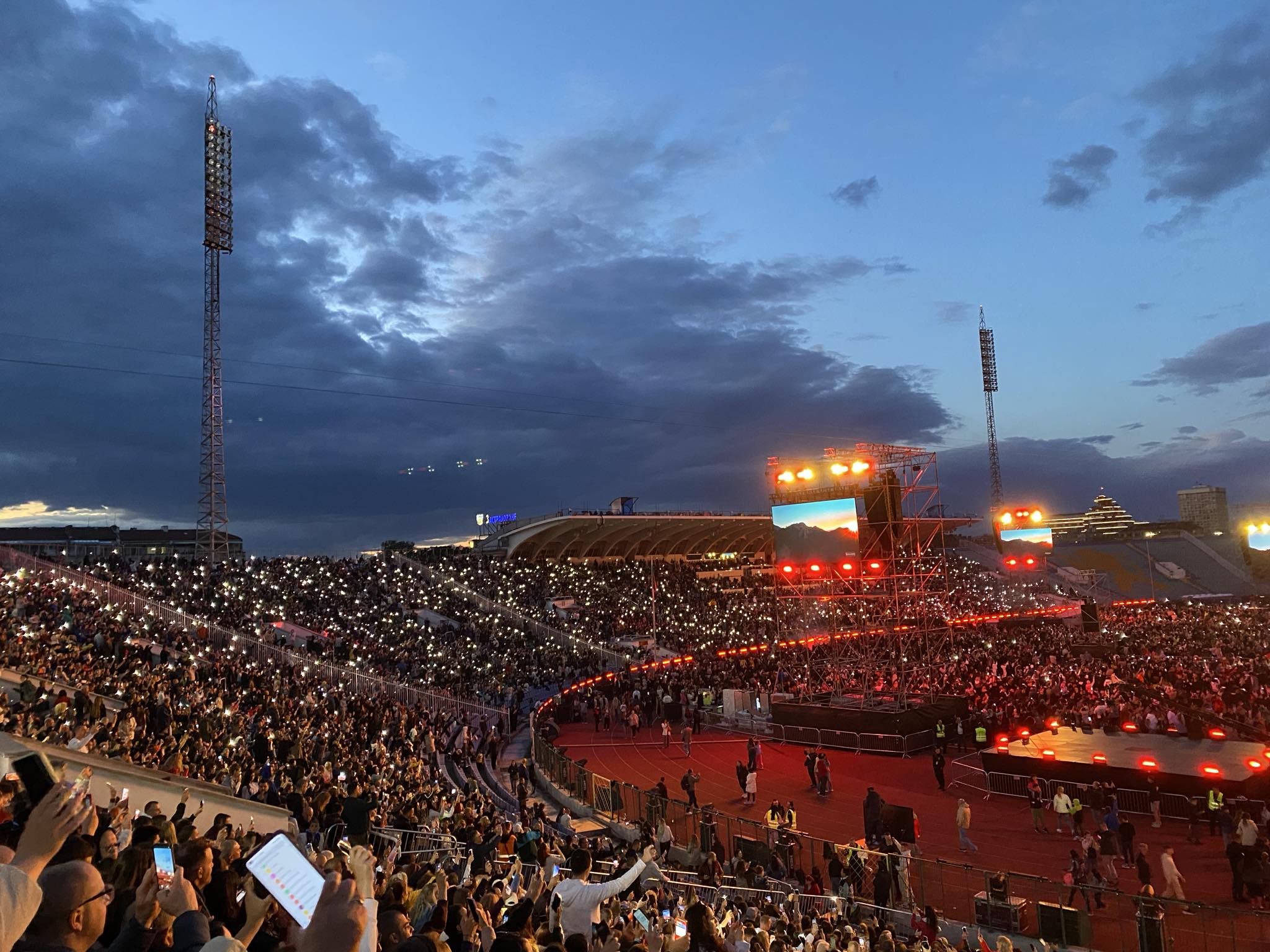 Като две капки вода