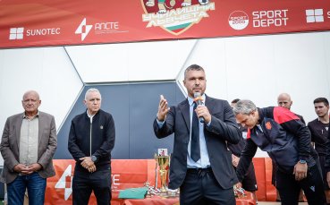 Божинов: Живях с мисълта да съм като Стоичков