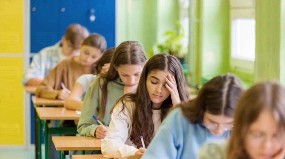 772 училища посрещат зрелостниците за изпита по БЕЛ
