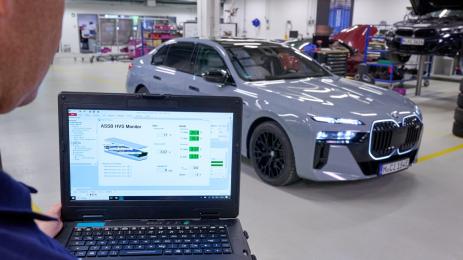 Този прототип на BMW крие голяма тайна