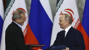Владимир Путин и Масуд Пезешкиан