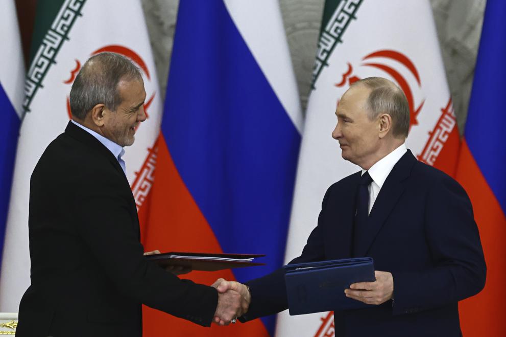 Владимир Путин и Масуд Пезешкиан