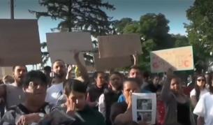 Протест в Бяла Слатина след боя в училище