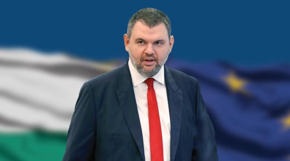 Пеевски призова ПП-ДБ да дадат обяснения за поискания имунитет на евродепутата Никола Минчев