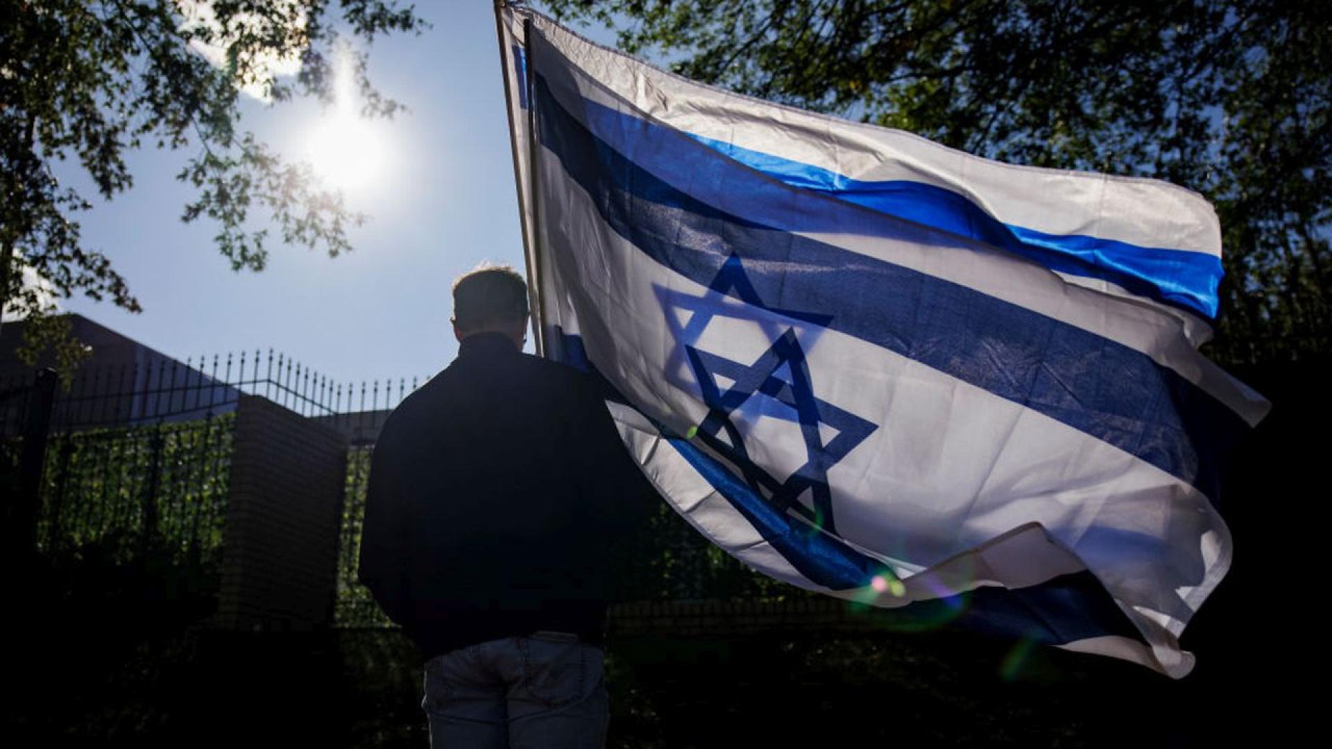 Двама служители на израелското посолство мъж и жена бяха убити