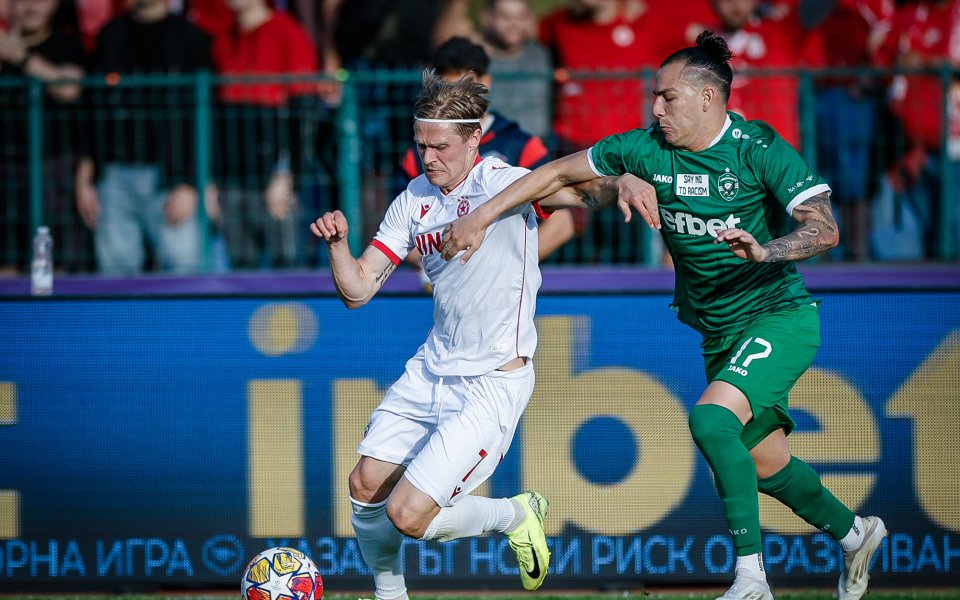 Въртят се милиони в българския футбол - ФИФА разкри сумите