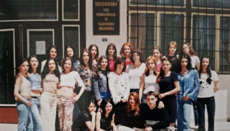 абитуриенти - НАВРЪХ 24 МАЙ: Абитуриентки полетяха с 200 км/ч към смъртта!