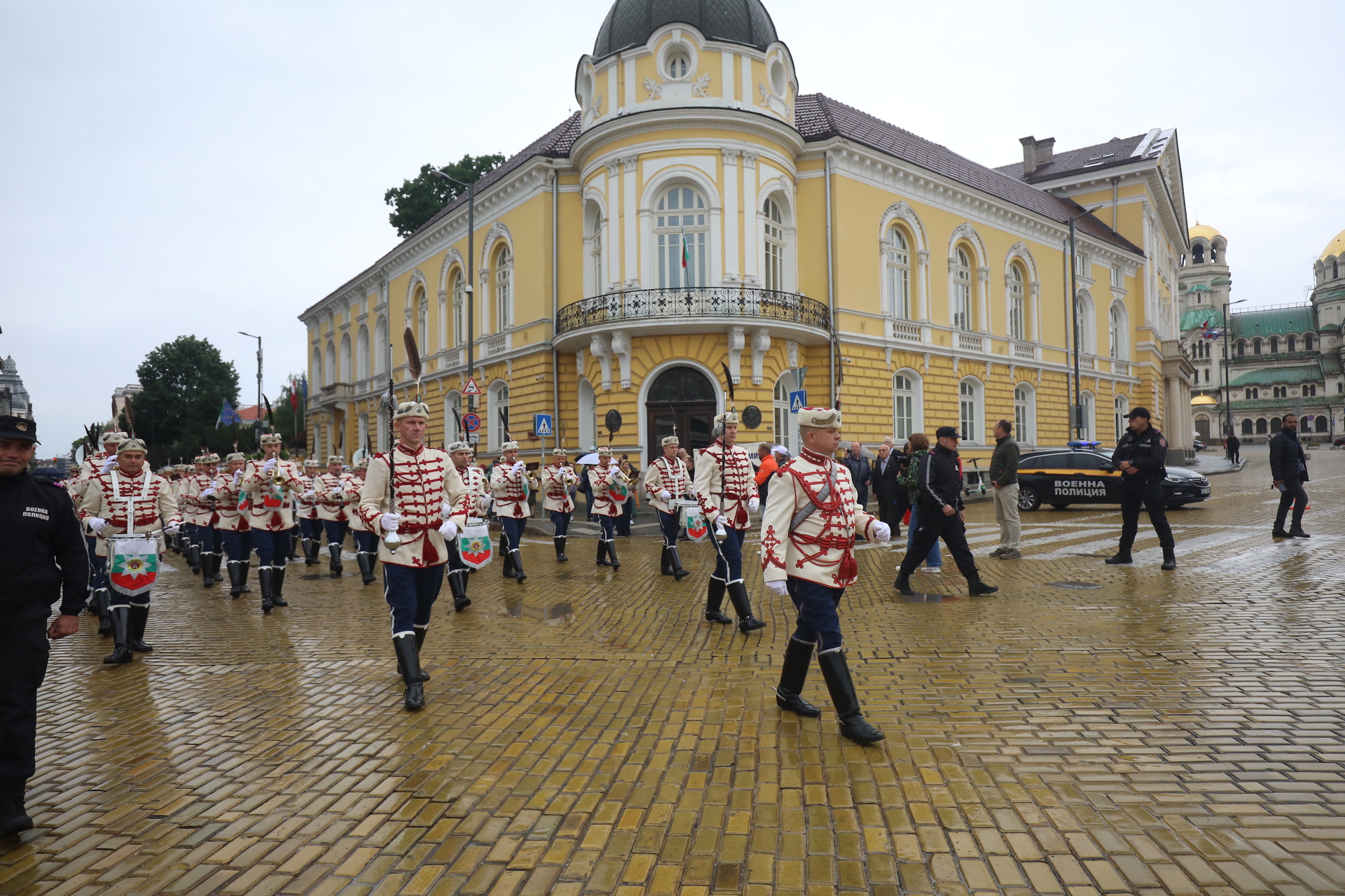 <p>Празничното шествие за 24 май в София</p>