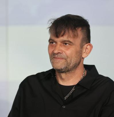 Александър Варов