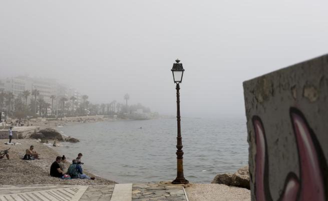 Зловещи картини на о. Крит – дъжд, вятър и прах от Сахара