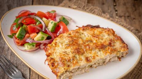 пиле с кашкавал