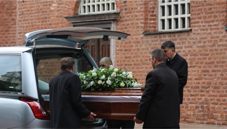 d - Колеги, приятели и политици се простиха с журналиста Асен Григоров