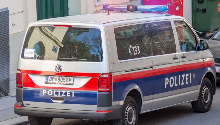 d - Заплашиха да взривят 25 училища в Австрия!