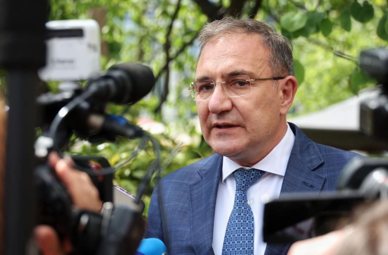 Борислав Гуцанов