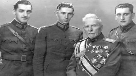 ген Владимир Вазов