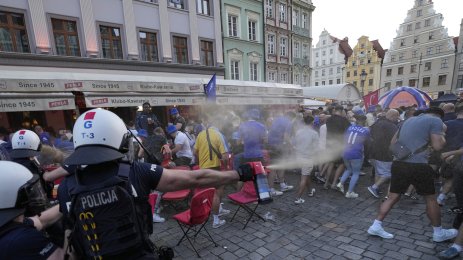 Сблъсъци между фенове на Реал Бетис и Челси преди финала