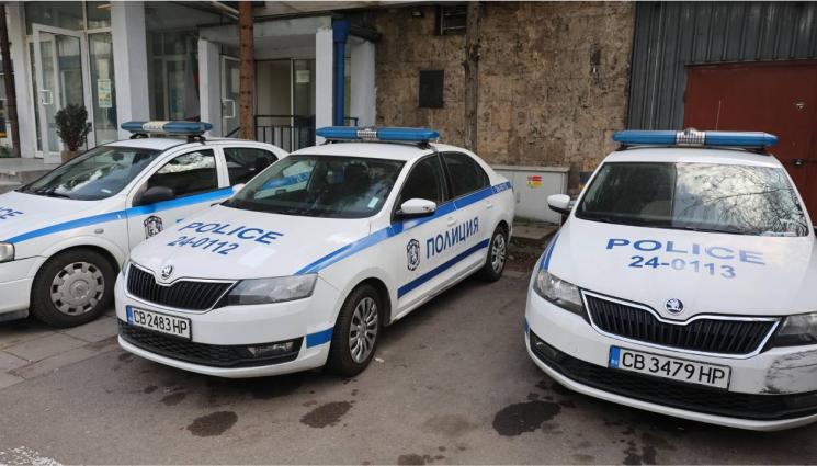 полиция - Пуснаха на свобода биячите от площад „Славейков“ в София