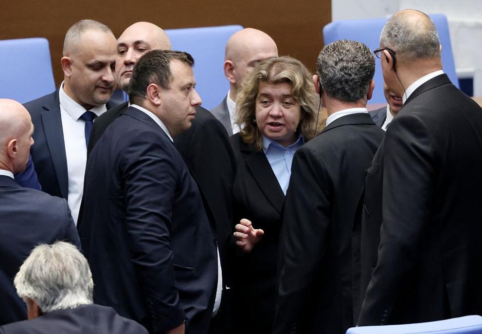 напрежение в НС