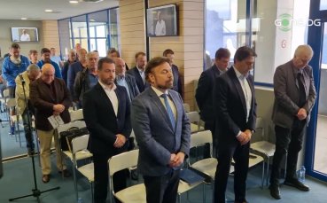 Минута мълчание в памет на Кирил Ивков