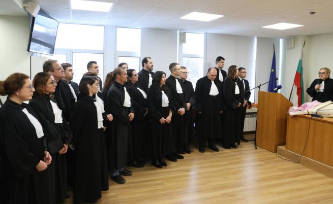 Софийският адвокатски съвет обяви ефективен протест, спира работата със системата на правна помощ