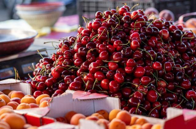 Вече сме устойчиво в пролетния спад на цените на храните,