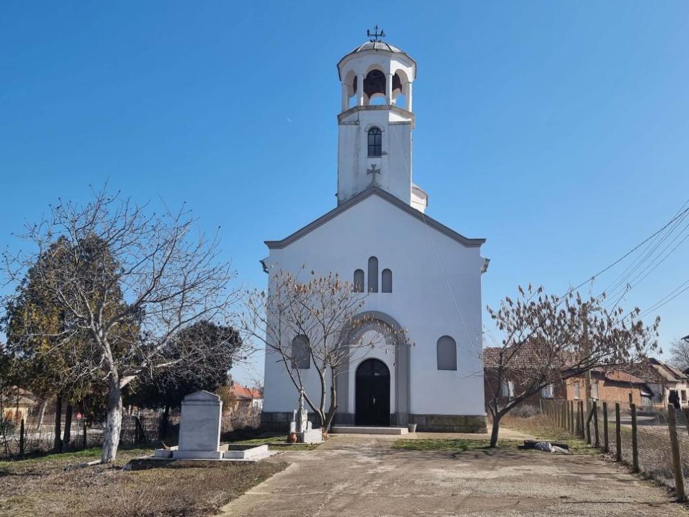 Полицията работи по разкриване на престъпление в православен храм в