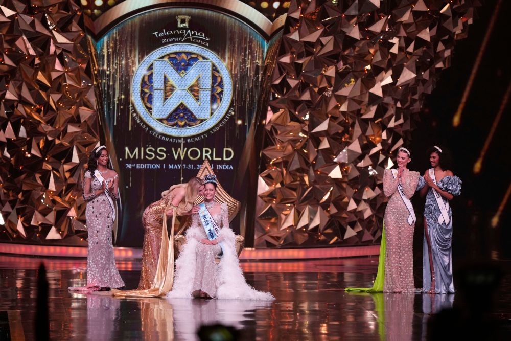 Мис Свят 2025