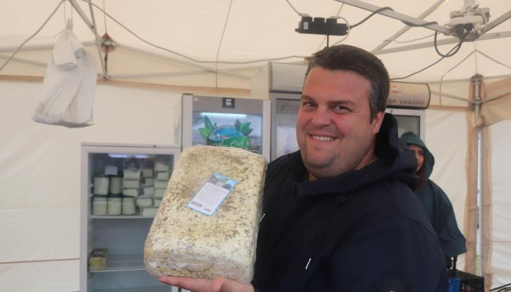 Иван Ечев - Агро Телеграф: Кашкавал с трюфел хит на събора на овцевъдите