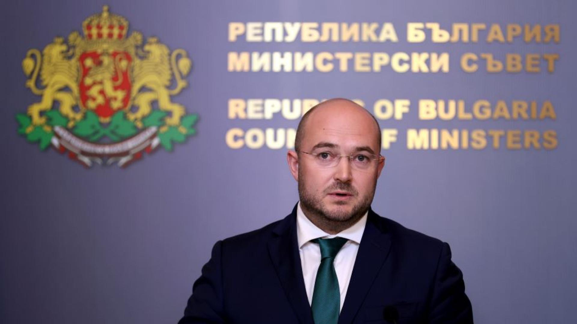 Реформираме административното правораздаване и въвеждаме дигитализация каза на брифинг в